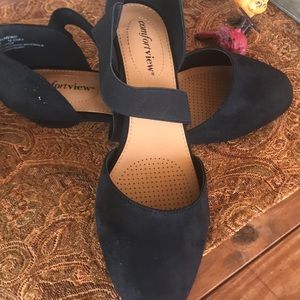 Ladies shoes